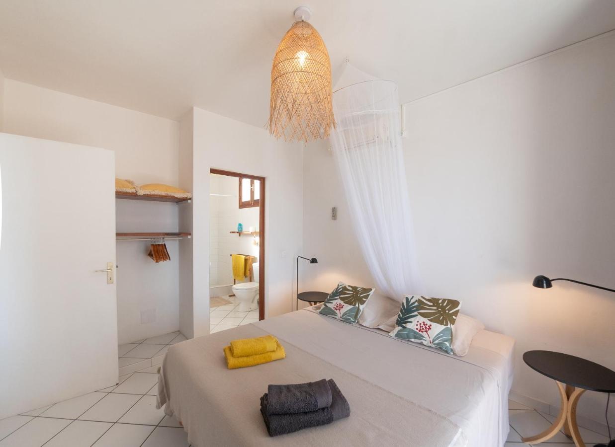 Roches Percees *** Villa Terre-De-Haut Ngoại thất bức ảnh